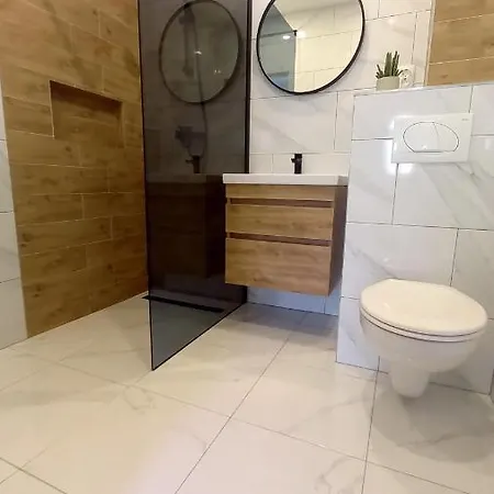 Apartment Omrcen *