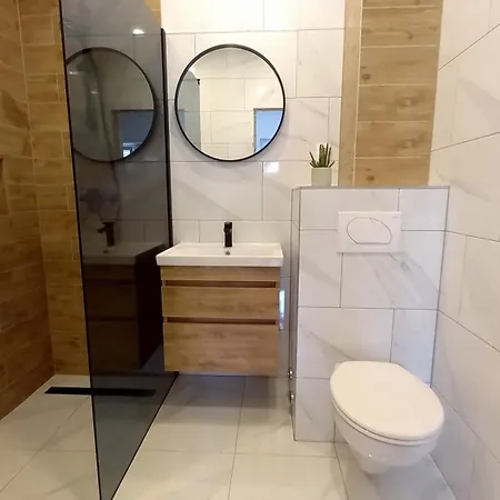 Apartment Omrcen *