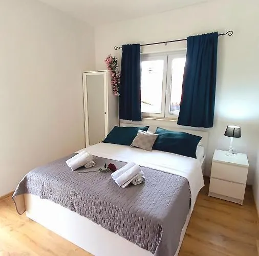 Apartment Omrcen